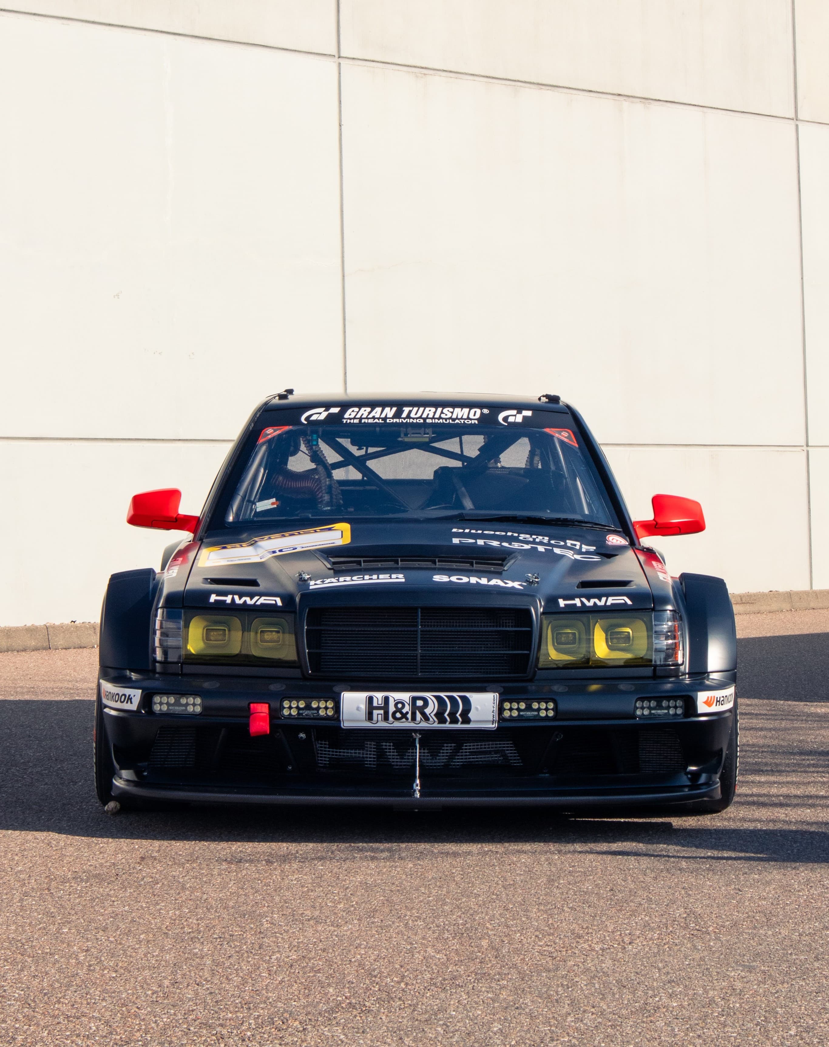HWA EVO R front view